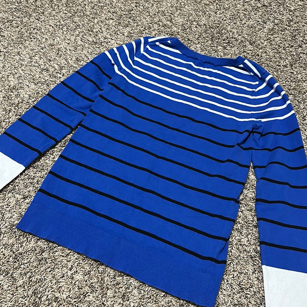 Express long sleeve top